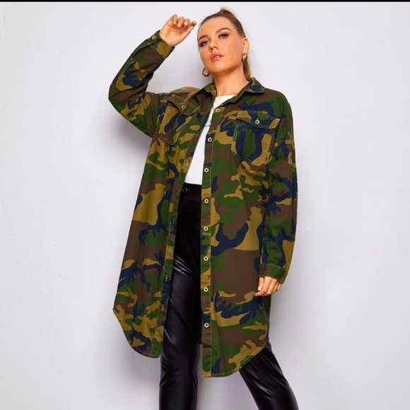 SOLD !!!! 3X Oversized Camo shirt/jacket BRAND NEW - Picture 1 of 3